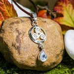 Triskele mit Zirkonia Talisman aus Silber 925